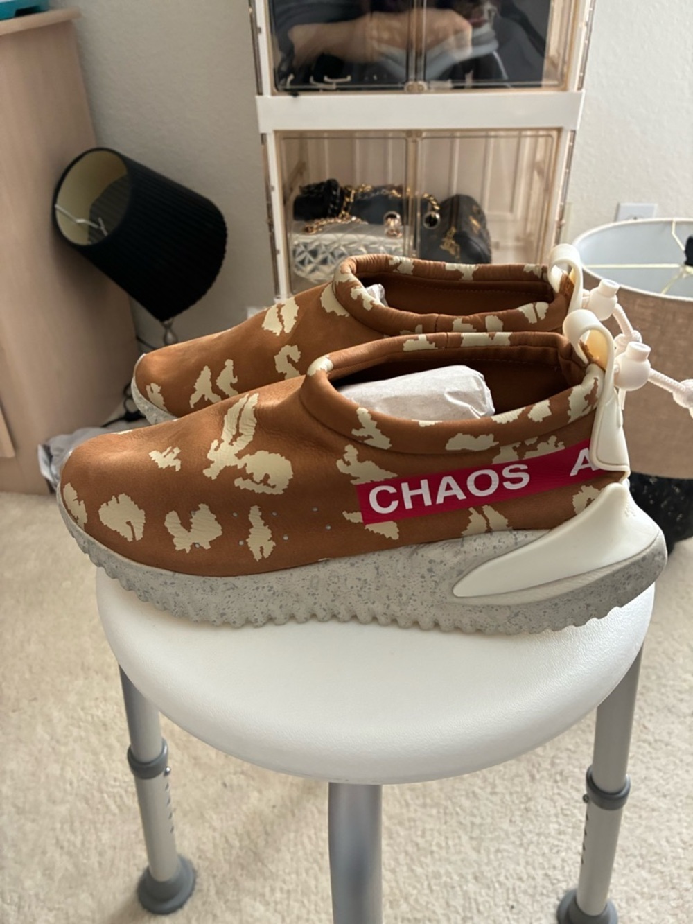 Nike Chaos, Brand New - Picture 3 of 8